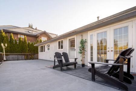 Lovely 2Br Home In Foster Ave Coquitlam Exterior photo